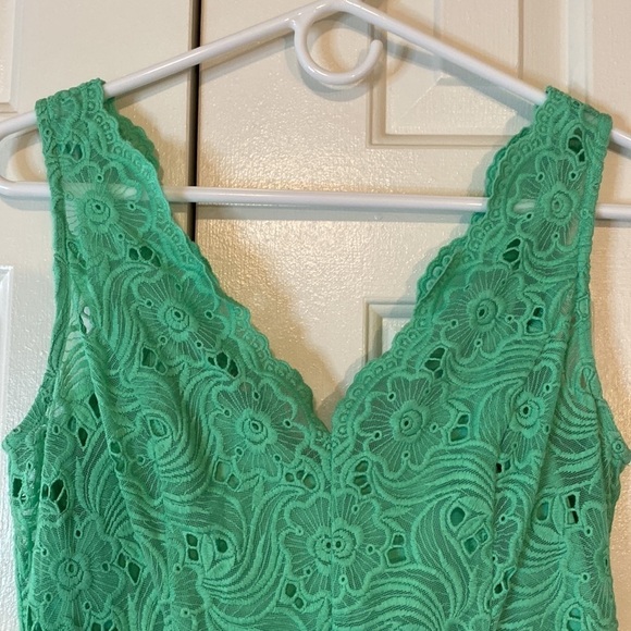Laundry by Shelli Segal Green Lace Cocktail Dress Size 2 in EUC - Picture 3 of 9